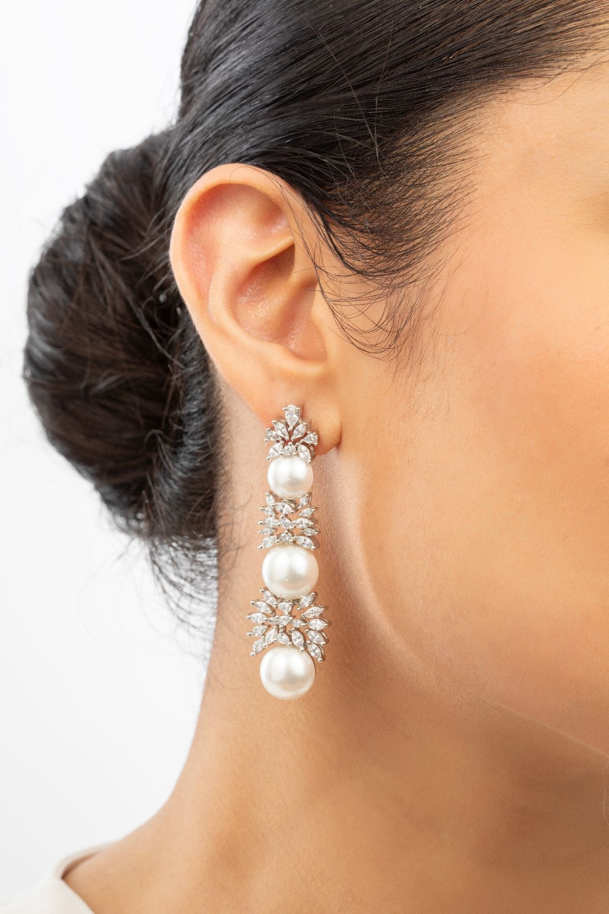 Earrings | Ava Pearl Danglers