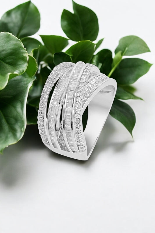 Diamond Swirl Band