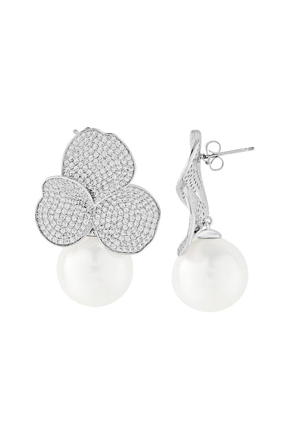 Earrings | Eva Pearl Drops